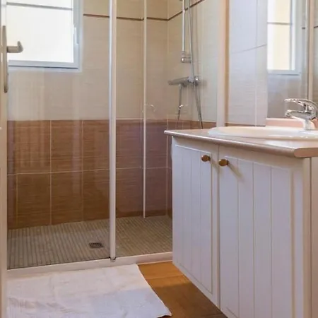 Spacieux Avec Jardin, Spa, Et Equipements Bebe Pres De Pornic - Fr-1-306-1041