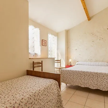 Spacieux Avec Jardin, Spa, Et Equipements Bebe Pres De Pornic - Fr-1-306-1041 Holiday home