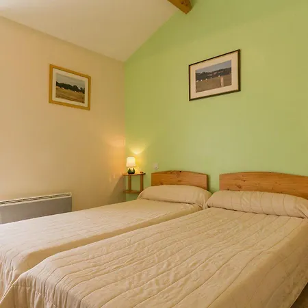 Spacieux Avec Jardin, Spa, Et Equipements Bebe Pres De Pornic - Fr-1-306-1041 Semesterbostad *