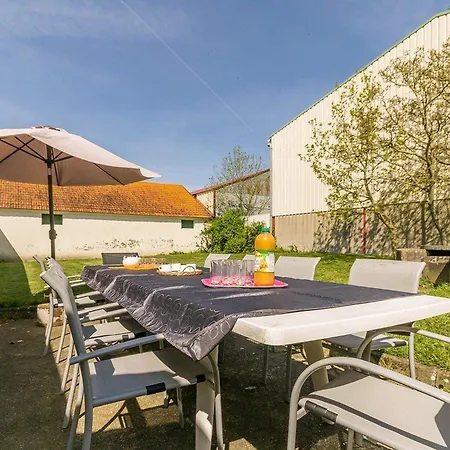 Spacieux Avec Jardin, Spa, Et Equipements Bebe Pres De Pornic - Fr-1-306-1041 Saint-Pere-en-Retz